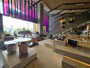 مطعم - تَذَوَّقَ