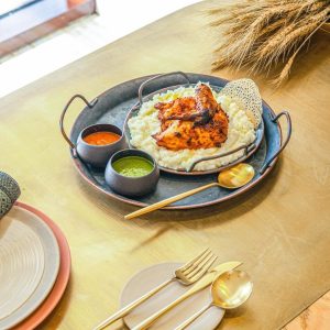 طبق - تَذَوَّقَ